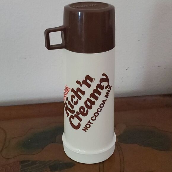 Thermos Nestlé Rich'n Creamy Hot Cocoa Mix Thermos Stopper Cup 14 oz. VINTAGE - Picture 2 of 9